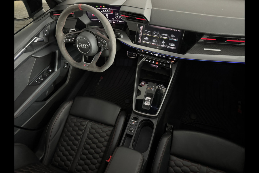 Audi RS3 Sportback 2.5 TFSI quattro Pano|B&O|Keyless|HuD|VOL