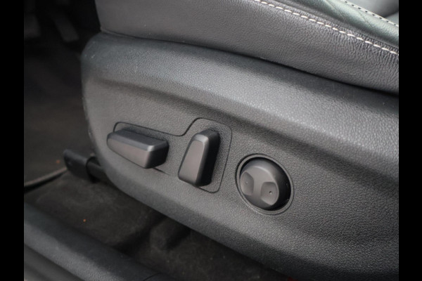 Kia e-Niro EXECUTIVELINE 64 kWh 98% SOH! + STOELVENTILATIE | JBL | APPLE CARPLAY | LEDER | STUURVERWARMING