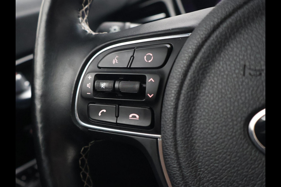 Kia e-Niro EXECUTIVELINE 64 kWh 98% SOH! + STOELVENTILATIE | JBL | APPLE CARPLAY | LEDER | STUURVERWARMING