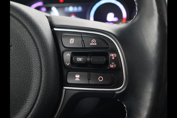 Kia e-Niro EXECUTIVELINE 64 kWh 98% SOH! + STOELVENTILATIE | JBL | APPLE CARPLAY | LEDER | STUURVERWARMING