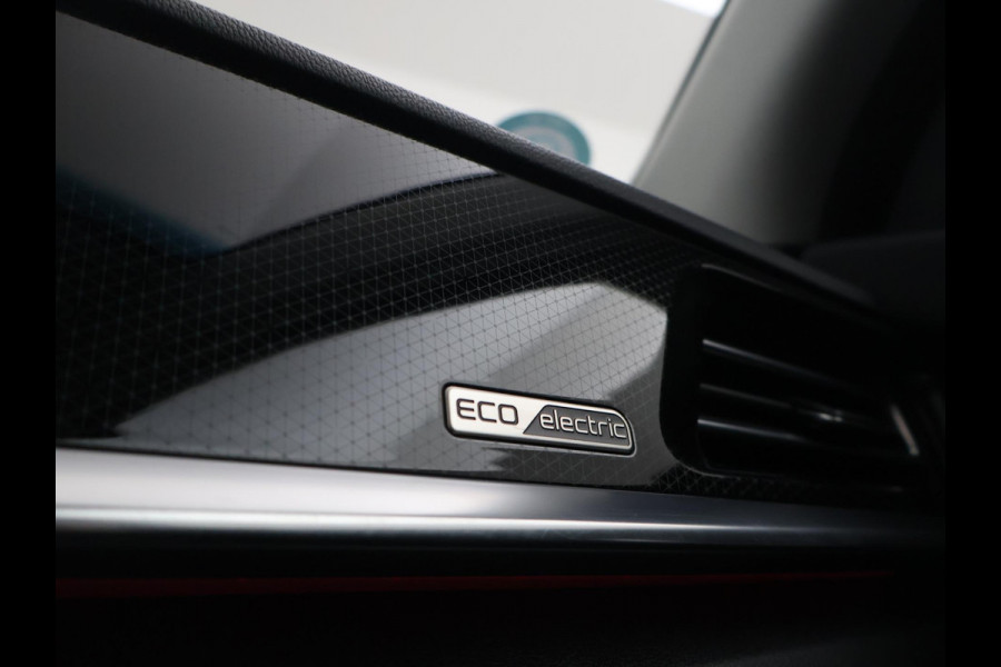 Kia e-Niro EXECUTIVELINE 64 kWh 98% SOH! + STOELVENTILATIE | JBL | APPLE CARPLAY | LEDER | STUURVERWARMING