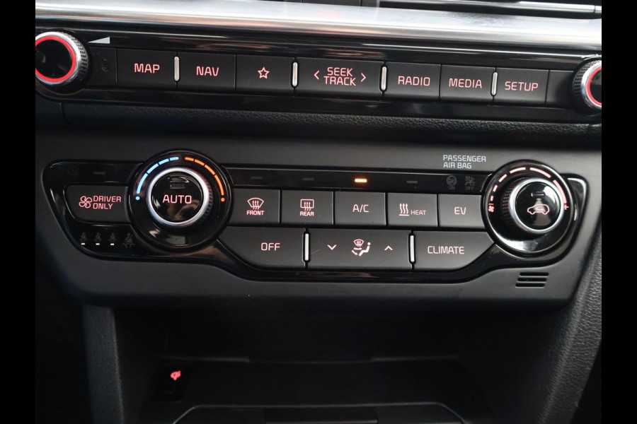 Kia e-Niro EXECUTIVELINE 64 kWh 98% SOH! + STOELVENTILATIE | JBL | APPLE CARPLAY | LEDER | STUURVERWARMING