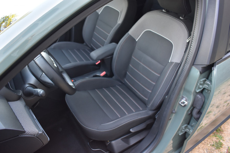 Dacia Jogger 1.0 TCe 110 Extreme 7p. 7-persoons trekhaak Navigatie