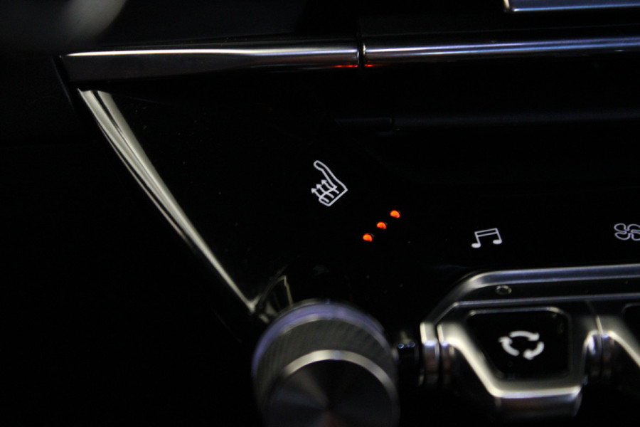 Peugeot 2008 1.2 PureTech GT Pack |Stoelverw.|Camera|
