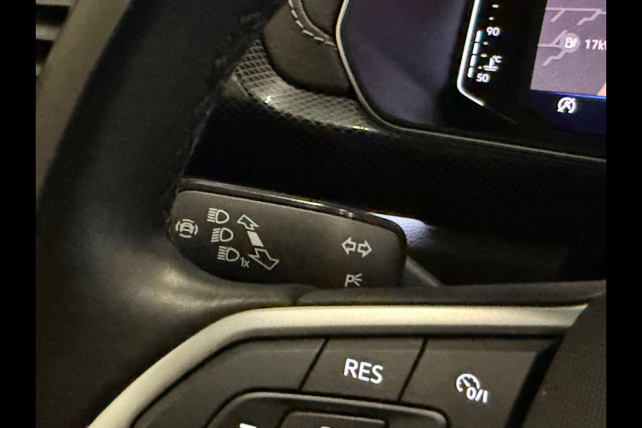Volkswagen T-Cross 1.0 TSI R-Line|Navi|Camera|CarPlay|Pdc