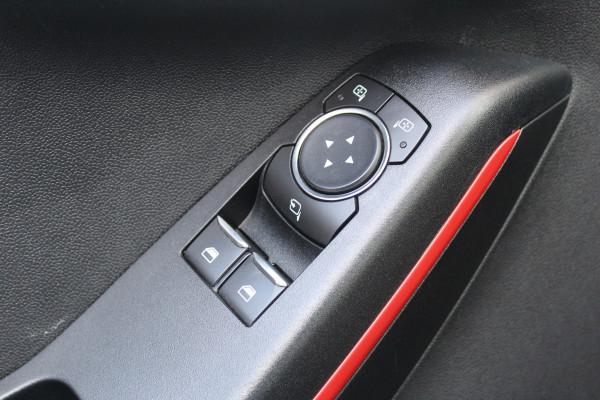 Ford Fiesta 1.0 EcoBoost ST-Line | 18" | Grote Spoiler | Cruise Control