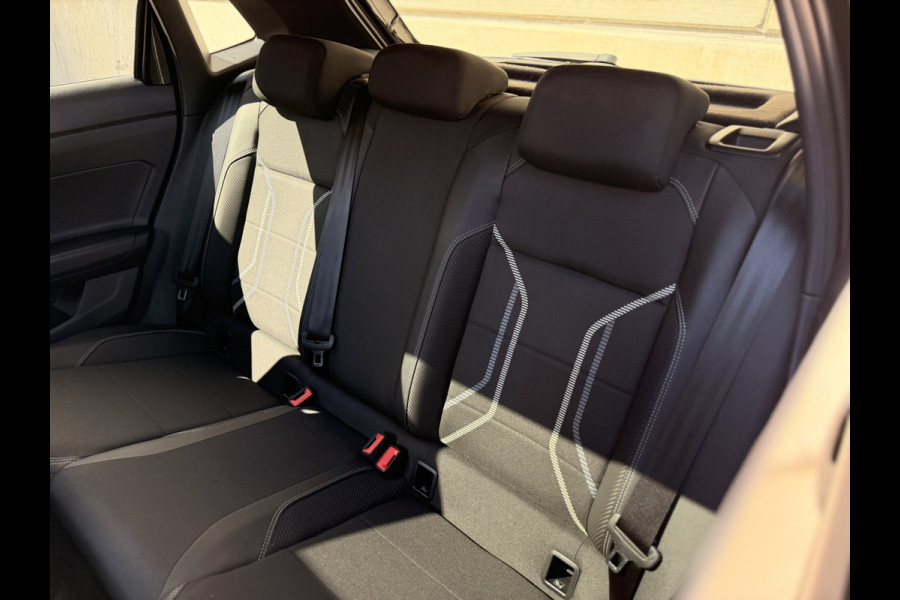 Volkswagen Polo 1.0 TSI Highline DSG BTW Pano 17' R-Line Virtual Camera CarPlay Navi LED ACC