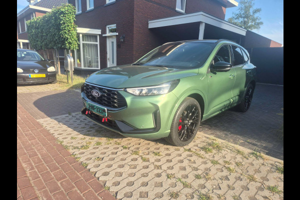 Ford Kuga 2.5 FHEV ST-Line X Black Pack geen stekker