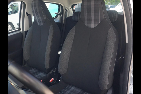 Peugeot 108 1.0 e-VTi Allure CarPlay