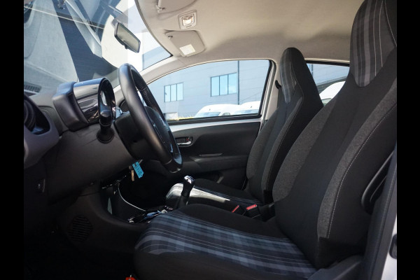 Peugeot 108 1.0 e-VTi Allure CarPlay
