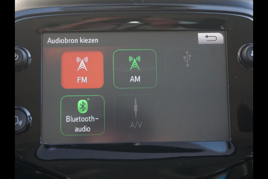 Peugeot 108 1.0 e-VTi Allure CarPlay