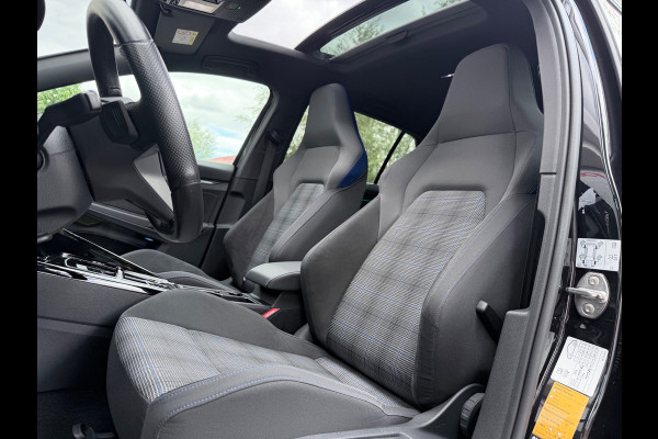 Volkswagen Golf 1.4 eHybrid GTE Pano/Matrix/Trekhaak