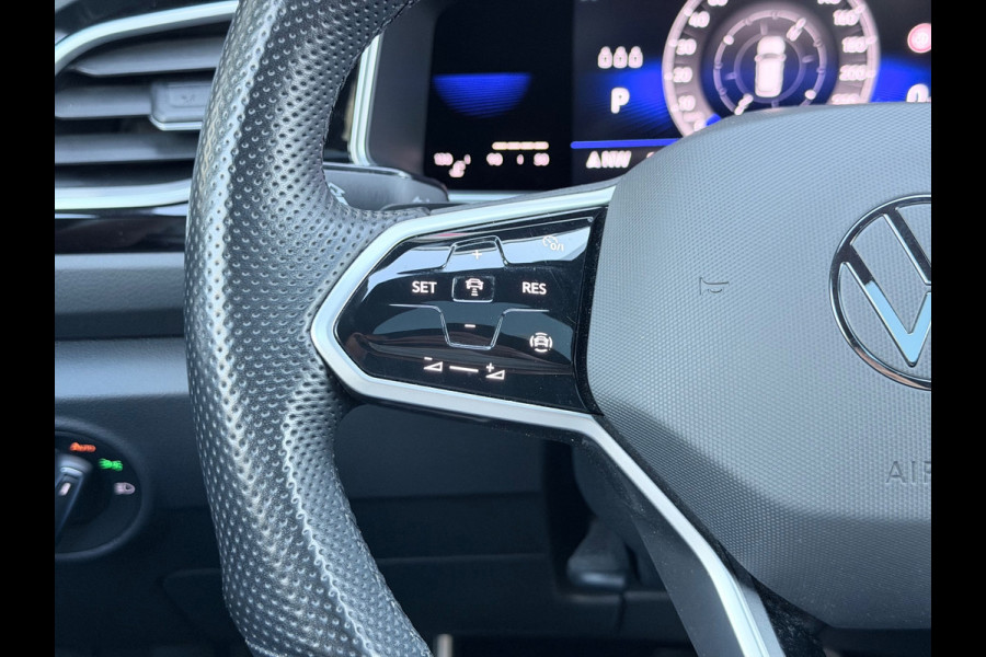 Volkswagen T-Roc 1.5 TSI 3x R-Line Pano/Camera/Acc