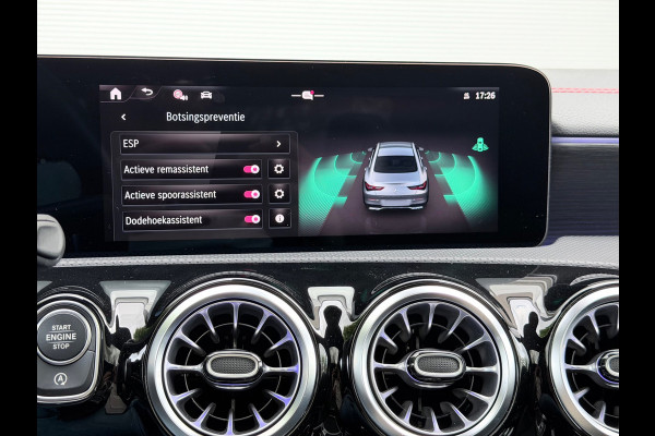 Mercedes-Benz CLA-Klasse 180 Edition AMG 45s Pano/360/Burmester