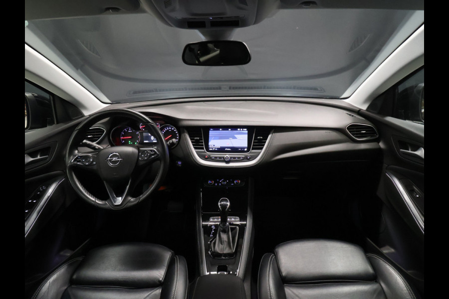 Opel Grandland X 1.2 Turbo Business Executive [APPLE CARPLAY, ANDROID, CAMERA, KEYLESS ENTRY, ELEKTRISCHE ACHTERKLEP, DODEHOEKDETECTIE, NAVIGATIE, PDC V+A, CRUISE CONTROL, CLIMATE CONTROL, COMFORTSTOELEN, HALF LEDER, LANE ASSIST, DAB, NI