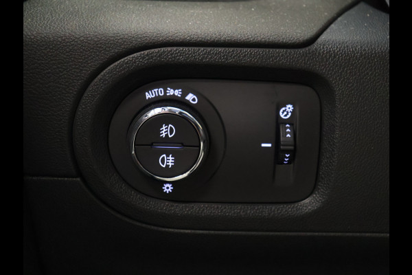 Opel Grandland X 1.2 Turbo Business Executive [APPLE CARPLAY, ANDROID, CAMERA, KEYLESS ENTRY, ELEKTRISCHE ACHTERKLEP, DODEHOEKDETECTIE, NAVIGATIE, PDC V+A, CRUISE CONTROL, CLIMATE CONTROL, COMFORTSTOELEN, HALF LEDER, LANE ASSIST, DAB, NI