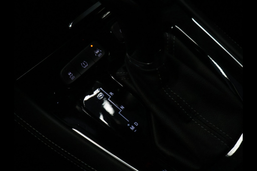 Opel Grandland X 1.2 Turbo Business Executive [APPLE CARPLAY, ANDROID, CAMERA, KEYLESS ENTRY, ELEKTRISCHE ACHTERKLEP, DODEHOEKDETECTIE, NAVIGATIE, PDC V+A, CRUISE CONTROL, CLIMATE CONTROL, COMFORTSTOELEN, HALF LEDER, LANE ASSIST, DAB, NI