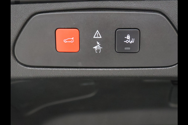 Opel Grandland X 1.2 Turbo Business Executive [APPLE CARPLAY, ANDROID, CAMERA, KEYLESS ENTRY, ELEKTRISCHE ACHTERKLEP, DODEHOEKDETECTIE, NAVIGATIE, PDC V+A, CRUISE CONTROL, CLIMATE CONTROL, COMFORTSTOELEN, HALF LEDER, LANE ASSIST, DAB, NI