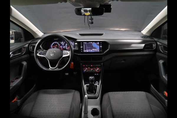 Volkswagen T-Cross 1.0 TSI Life [ADAPTIVE CRUISE, APPLE CARPLAY, ANDROID, PDC V+A, RIJSTROOKASSISTENT, DAB, BLUETOOTH, AIRCO, LICHT- EN ZICHTPAKKET, DAKRAILS, LED DAGRIJVERLICHTING, LICHTMETALEN VELGEN 16", NIEUWSTAAT]