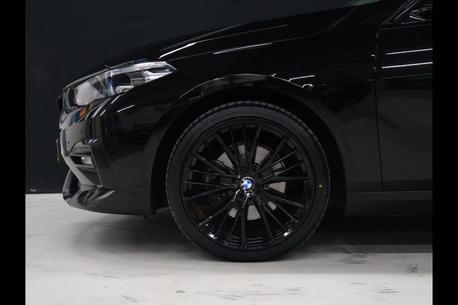 BMW 2 Serie Gran Coupé 218i Business Edition [APPLE CARPLAY, ANDROID, ADAPTIVE LED, DRIVING ASSISTANT, HIFI, CRUISE CONTROL, CLIMATE CONTROL, DIGITAL DASH, KEYLESS START, RIJSTROOKASSISTENT, VERKEERSBORDHERKENNING, PDC V+A, DAB, BLUETOO