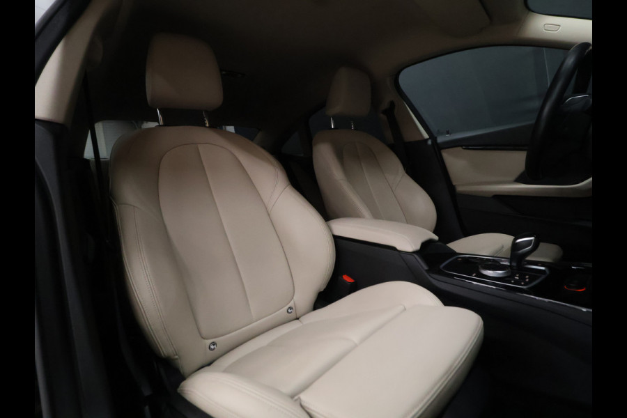 BMW 2 Serie Gran Coupé 218i Business Edition [APPLE CARPLAY, ANDROID, ADAPTIVE LED, DRIVING ASSISTANT, HIFI, CRUISE CONTROL, CLIMATE CONTROL, DIGITAL DASH, KEYLESS START, RIJSTROOKASSISTENT, VERKEERSBORDHERKENNING, PDC V+A, DAB, BLUETOO