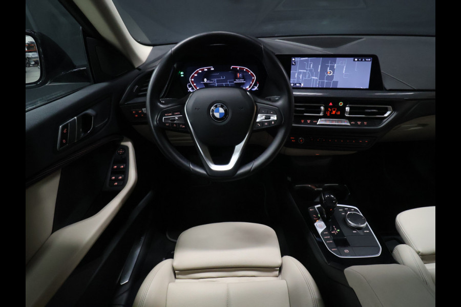 BMW 2 Serie Gran Coupé 218i Business Edition [APPLE CARPLAY, ANDROID, ADAPTIVE LED, DRIVING ASSISTANT, HIFI, CRUISE CONTROL, CLIMATE CONTROL, DIGITAL DASH, KEYLESS START, RIJSTROOKASSISTENT, VERKEERSBORDHERKENNING, PDC V+A, DAB, BLUETOO