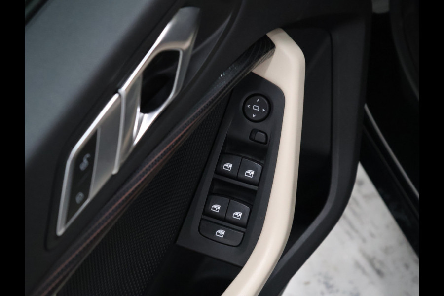 BMW 2 Serie Gran Coupé 218i Business Edition [APPLE CARPLAY, ANDROID, ADAPTIVE LED, DRIVING ASSISTANT, HIFI, CRUISE CONTROL, CLIMATE CONTROL, DIGITAL DASH, KEYLESS START, RIJSTROOKASSISTENT, VERKEERSBORDHERKENNING, PDC V+A, DAB, BLUETOO