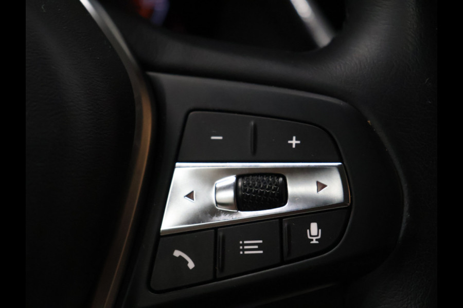 BMW 2 Serie Gran Coupé 218i Business Edition [APPLE CARPLAY, ANDROID, ADAPTIVE LED, DRIVING ASSISTANT, HIFI, CRUISE CONTROL, CLIMATE CONTROL, DIGITAL DASH, KEYLESS START, RIJSTROOKASSISTENT, VERKEERSBORDHERKENNING, PDC V+A, DAB, BLUETOO