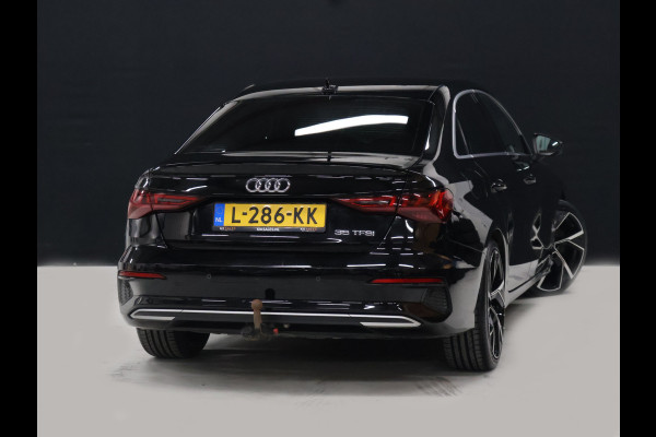 Audi A3 Limousine 35 TFSI Business edition [ADAPTIVE CRUISE, APPLE CARPLAY, TREKHAAK AFNEEMBAAR, ANDROID, VIRTUAL COCKPIT, FULL LED, GROOT NAVIGATIE, DRAADLOOS OPLADEN, SPORTSTOELEN, SPORTONDERSTEL, LANE ASSIST, PDC ACHTER, CLIMATE CO