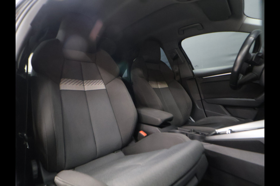 Audi A3 Limousine 35 TFSI Business edition [ADAPTIVE CRUISE, APPLE CARPLAY, TREKHAAK AFNEEMBAAR, ANDROID, VIRTUAL COCKPIT, FULL LED, GROOT NAVIGATIE, DRAADLOOS OPLADEN, SPORTSTOELEN, SPORTONDERSTEL, LANE ASSIST, PDC ACHTER, CLIMATE CO