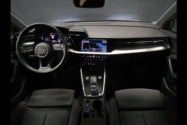 Audi A3 Limousine 35 TFSI Business edition [ADAPTIVE CRUISE, APPLE CARPLAY, TREKHAAK AFNEEMBAAR, ANDROID, VIRTUAL COCKPIT, FULL LED, GROOT NAVIGATIE, DRAADLOOS OPLADEN, SPORTSTOELEN, SPORTONDERSTEL, LANE ASSIST, PDC ACHTER, CLIMATE CO