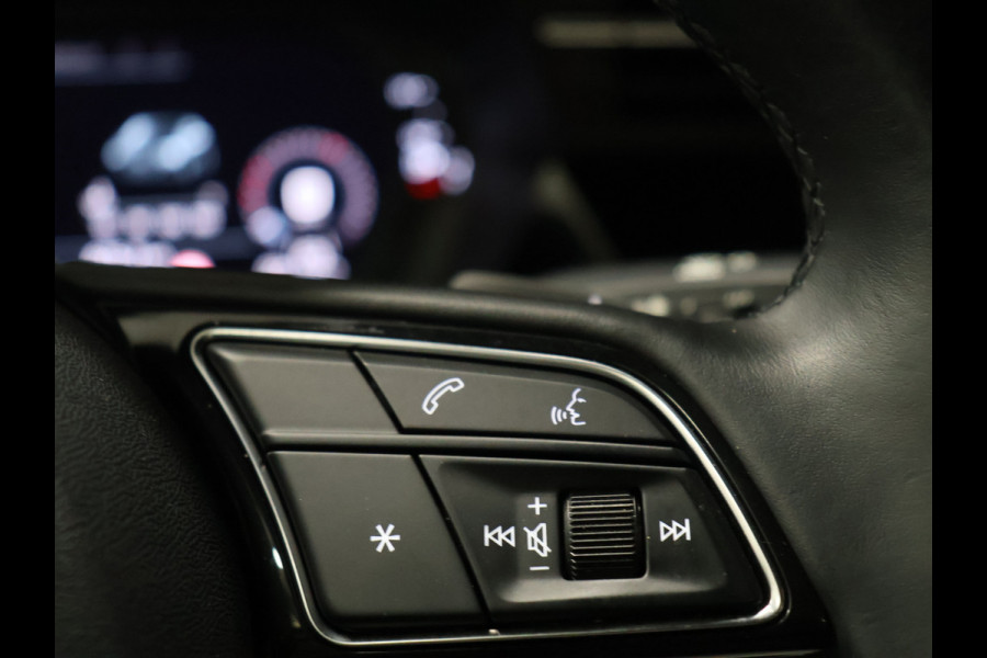 Audi A3 Limousine 35 TFSI Business edition [ADAPTIVE CRUISE, APPLE CARPLAY, TREKHAAK AFNEEMBAAR, ANDROID, VIRTUAL COCKPIT, FULL LED, GROOT NAVIGATIE, DRAADLOOS OPLADEN, SPORTSTOELEN, SPORTONDERSTEL, LANE ASSIST, PDC ACHTER, CLIMATE CO