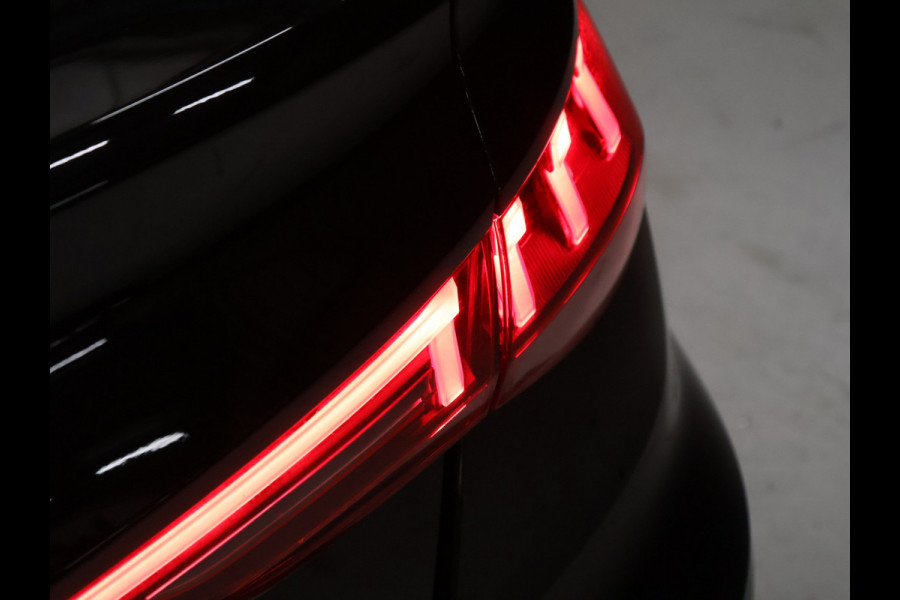 Audi A3 Limousine 35 TFSI Business edition [ADAPTIVE CRUISE, APPLE CARPLAY, TREKHAAK AFNEEMBAAR, ANDROID, VIRTUAL COCKPIT, FULL LED, GROOT NAVIGATIE, DRAADLOOS OPLADEN, SPORTSTOELEN, SPORTONDERSTEL, LANE ASSIST, PDC ACHTER, CLIMATE CO
