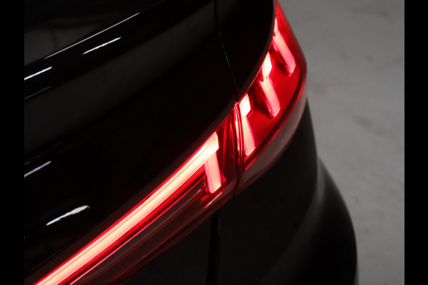 Audi A3 Limousine 35 TFSI Business edition [ADAPTIVE CRUISE, APPLE CARPLAY, TREKHAAK AFNEEMBAAR, ANDROID, VIRTUAL COCKPIT, FULL LED, GROOT NAVIGATIE, DRAADLOOS OPLADEN, SPORTSTOELEN, SPORTONDERSTEL, LANE ASSIST, PDC ACHTER, CLIMATE CO