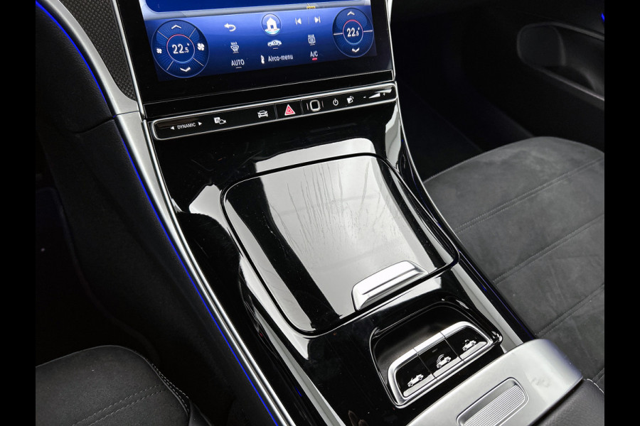 Mercedes-Benz CLE Cabriolet 200 AMG Line AMG Line | Night Pakket | 20 Inch AMG Velgen | Parkeerpakket inclusief achteruitrijcamera | Inclusief 24 maanden MB Certified garantie voor Europa.