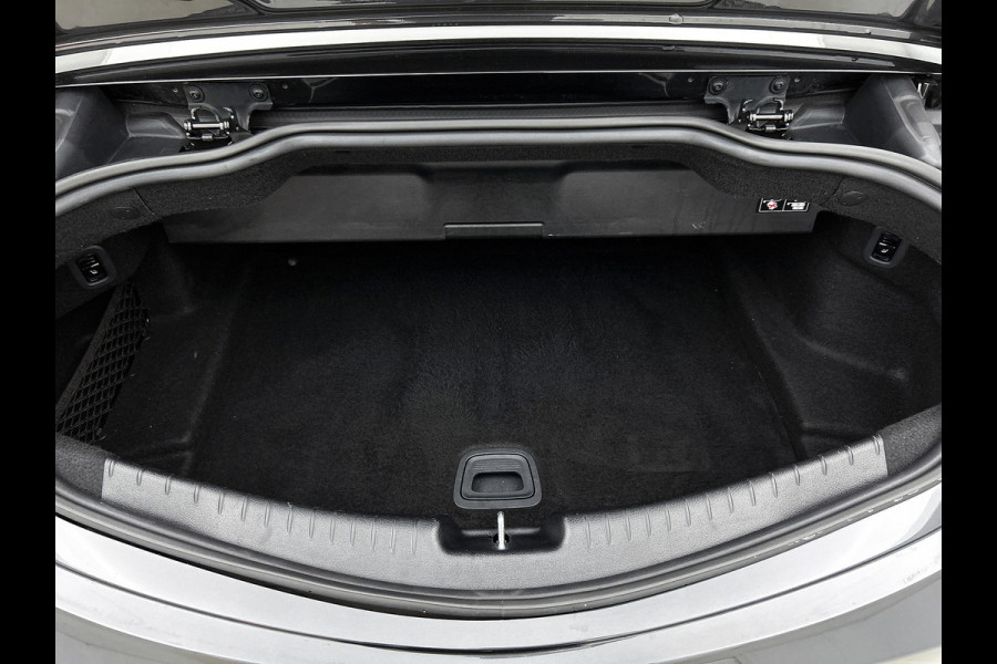 Mercedes-Benz CLE Cabriolet 200 AMG Line AMG Line | Night Pakket | 20 Inch AMG Velgen | Parkeerpakket inclusief achteruitrijcamera | Inclusief 24 maanden MB Certified garantie voor Europa.