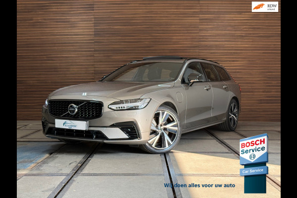 Volvo V90 2.0 T6 Plug-in hybrid AWD Ultimate Dark | FaceLift | Luchtvering | Xenium Pakket | Licht Pakket | HUD | 360cam |