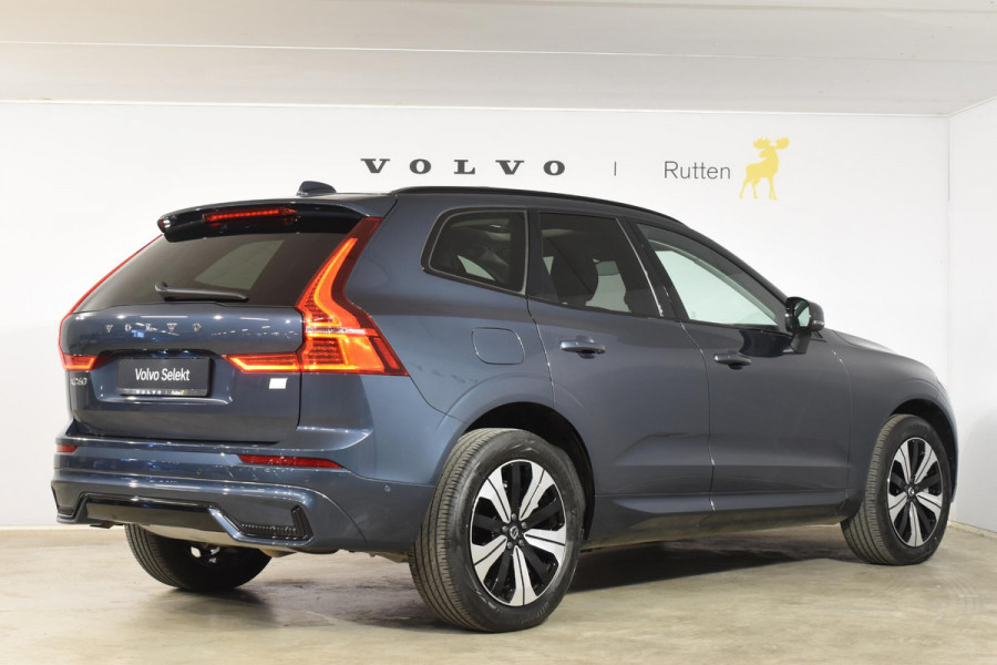 Volvo XC60 T6 350PK Automaat Plug-in Hybrid AWD Plus Dark / Adaptieve Cruise control / Elektrisch glazen panorama-dak / Elektrische stoelen met geheugen / Stuurverwarming / Stoelverwarming / 360 Camera / Elektrische achterklep / Extra getint glas