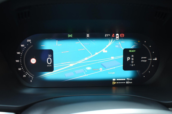 Volvo XC60 T6 350PK Automaat Plug-in Hybrid AWD Plus Dark / Adaptieve Cruise control / Elektrisch glazen panorama-dak / Elektrische stoelen met geheugen / Stuurverwarming / Stoelverwarming / 360 Camera / Elektrische achterklep / Extra getint glas