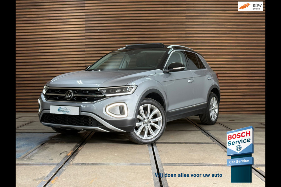 Volkswagen T-Roc 1.5 TSI Style | Panoramadak | ACC | Park Assist | LED Plus | Virtual Cockpit | Camera | 18 Inch | CarPlay
