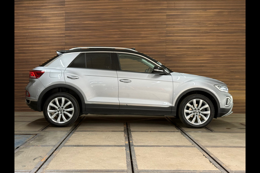 Volkswagen T-Roc 1.5 TSI Style | Panoramadak | ACC | Park Assist | LED Plus | Virtual Cockpit | Camera | 18 Inch | CarPlay