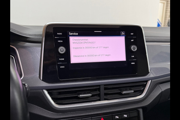 Volkswagen T-Roc 1.5 TSI Style | Panoramadak | ACC | Park Assist | LED Plus | Virtual Cockpit | Camera | 18 Inch | CarPlay