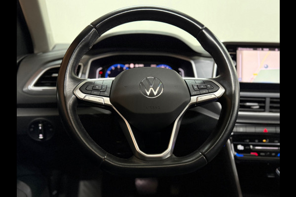 Volkswagen T-Roc 1.5 TSI Style | Panoramadak | ACC | Park Assist | LED Plus | Virtual Cockpit | Camera | 18 Inch | CarPlay