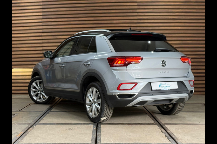 Volkswagen T-Roc 1.5 TSI Style | Panoramadak | ACC | Park Assist | LED Plus | Virtual Cockpit | Camera | 18 Inch | CarPlay