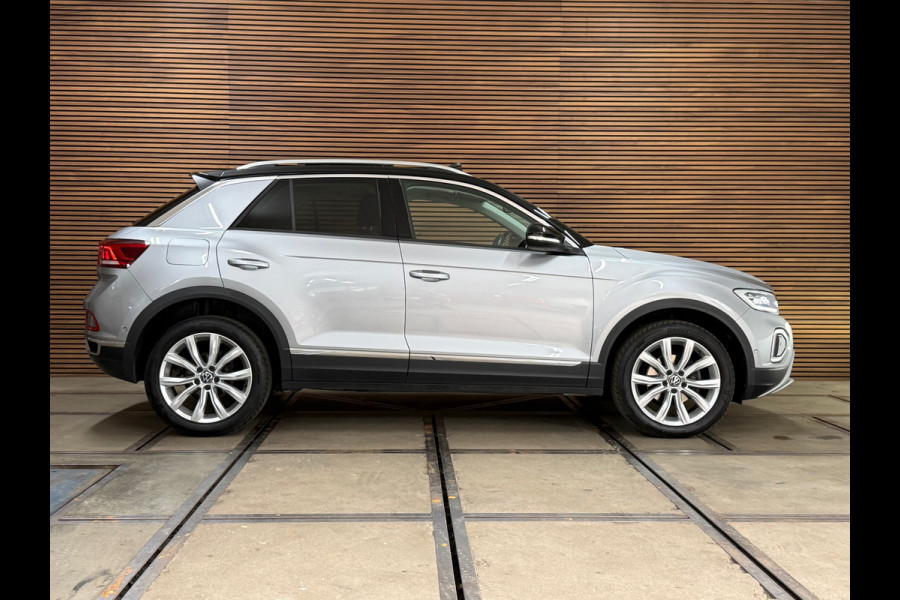 Volkswagen T-Roc 1.5 TSI Style | Panoramadak | ACC | Park Assist | LED Plus | Virtual Cockpit | Camera | 18 Inch | CarPlay