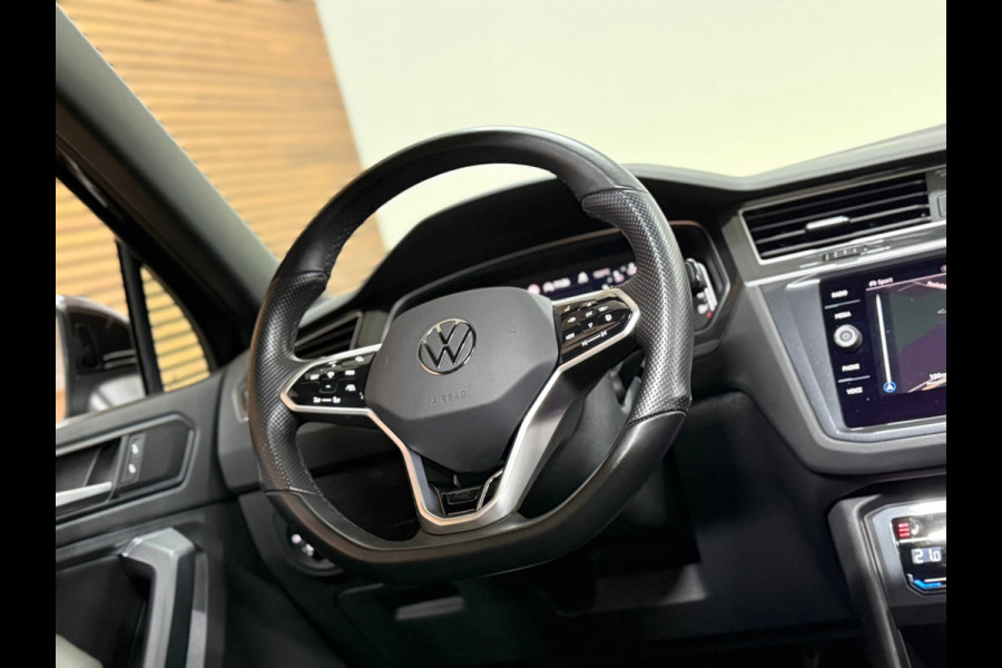 Volkswagen Tiguan 1.4 TSI eHybrid R-Line| VOL! | Pano | IQ Led | Dynamic Light Assist | Trekhaak | Discover Media | ACC