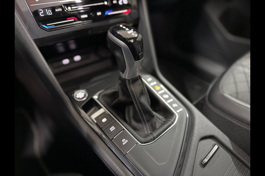 Volkswagen Tiguan 1.4 TSI eHybrid R-Line| VOL! | Pano | IQ Led | Dynamic Light Assist | Trekhaak | Discover Media | ACC