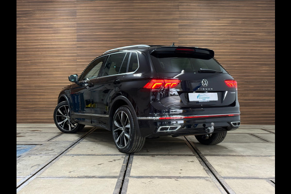 Volkswagen Tiguan 1.4 TSI eHybrid R-Line| VOL! | Pano | IQ Led | Dynamic Light Assist | Trekhaak | Discover Media | ACC