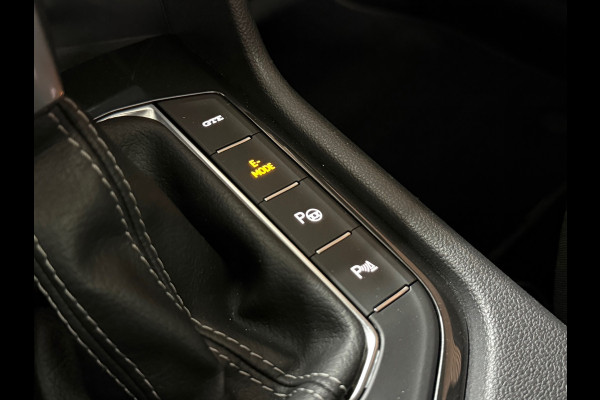 Volkswagen Tiguan 1.4 TSI eHybrid R-Line| VOL! | Pano | IQ Led | Dynamic Light Assist | Trekhaak | Discover Media | ACC