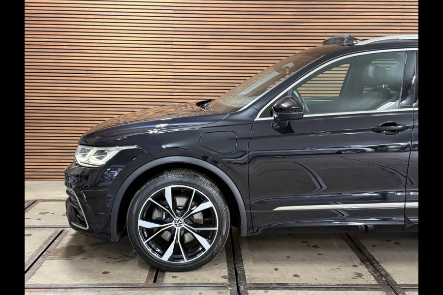 Volkswagen Tiguan 1.4 TSI eHybrid R-Line| VOL! | Pano | IQ Led | Dynamic Light Assist | Trekhaak | Discover Media | ACC